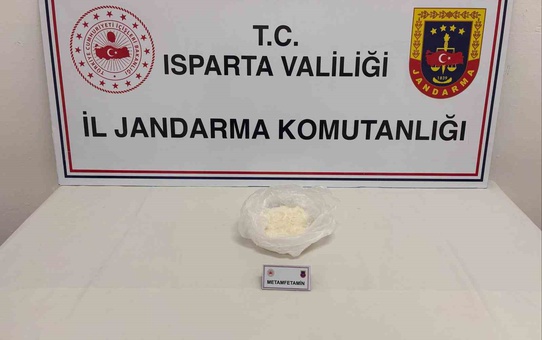 Isparta Gönen'de uyuşturucu operasyonunda 300 gram metamfetamin ele geçirildi