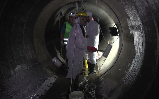 İzmir'de 13 kilometrelik atık su hattında temizliğin yarısı tamamlandı
