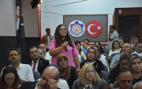 Salihli'de Güvenli Eğitim Toplantısı yapıldı, okul çevresi denetimleri artırılacak