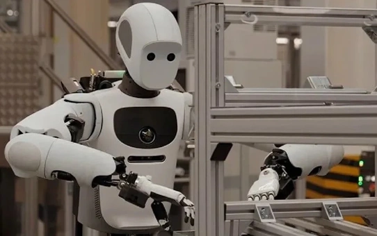 Toyota üretimde 400 bin insansı robot hedefliyor, 250 bini tedarikçilerde