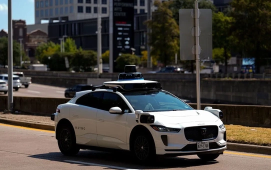 Waymo, 2028'de Singapur'da sürücüsüz araç filosu kuruyor
