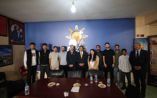 AK Parti Van Milletvekili Türkmenoğlu, Erzurum Karayazı'da esnaf ve halkı dinledi
