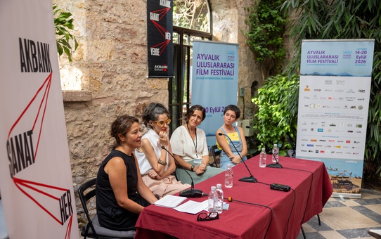 Ayvalık Uluslararası Film Festivali'nde kısa filmciler deneyimlerini paylaştı