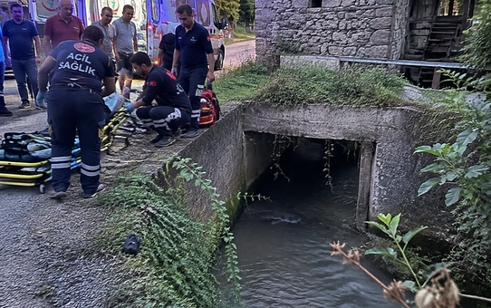 Giresun Espiye'de menfeze düşen 2 çocuktan 6 yaşındaki çocuk hayatını kaybetti
