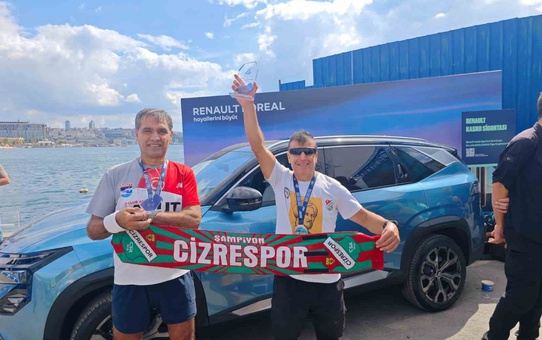 İstanbul Maratonu için kriter olan koşuda Cizreli sporcu Haliç'te üçüncü oldu