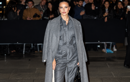 Adriana Lima'ya Isabel Pantoja'yı sordular! Verdiği yanıt şaşırttı