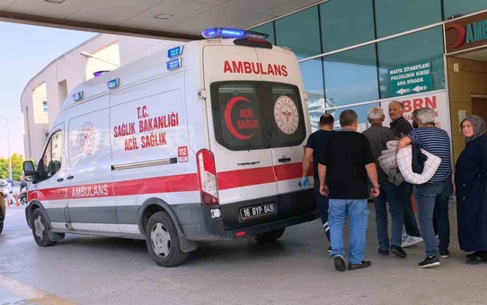Odayı duman kaplayınca uyandılar! İnegöl'de yaşlı çift sobadan sızan gazdan etkilendi