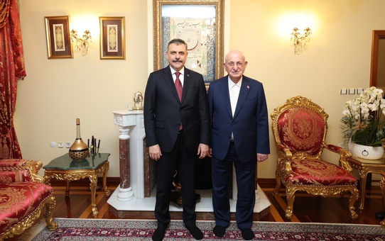 İçişleri Bakanı Çiftçi, Kahraman'ı ziyaretinde görev tekliflerine şaşırdı