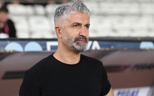 Vanspor'da şampiyon teknik adam ile yollar ayrıldı