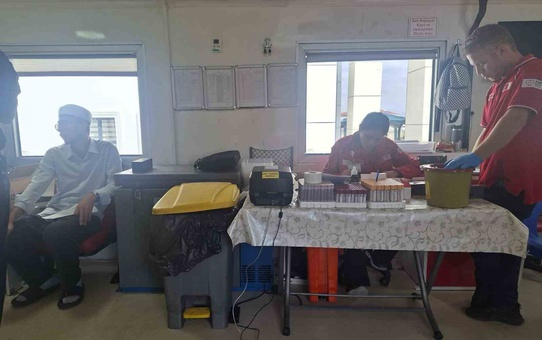 Aziziye Nizamiye Eğitim Kurumları'nda düzenlenen kan bağışında 36 ünite kan toplandı