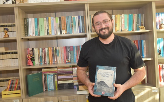 Gümüşhane tarihini anlatan kitap, Doç. Dr. Türkal editörlüğünde 18 yazarla yayımlandı