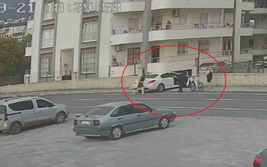 Hatay Payas'ta geri manevra yapan otomobilin ezdiği 4 yaşındaki çocuk ağır yaralandı