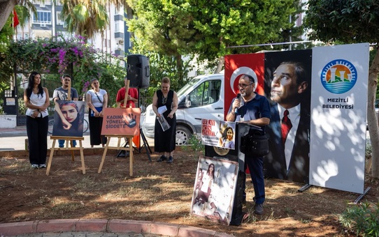 Mezitli'de Feray Şahin için anma düzenlendi, babası 9 yıldır adalet arıyor