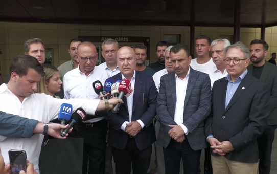 YENİ Parti heyeti, Turgutlu'daki saldırıda yaralanan 11 öğrenciyi ziyaret etti