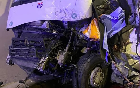 Artvin Yusufeli'de tünelde zincirleme kazada İran uyruklu sürücü öldü, 2 yaralı