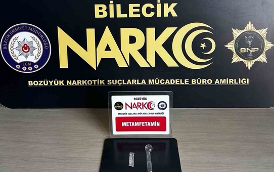 Bilecik Bozüyük'te metamfetamin bulan polis 1 şüpheliyi yakaladı