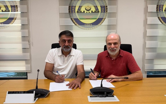Yaklaşık 5 bin Kürtçe terim, DTSO ve Mezopotamya Vakfı'nın 5 dilli sözlüğüne girecek
