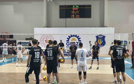 Dursun Ali Arslan Anma Turnuvası'nda Gebze Belediyespor ve İBB Spor galip geldi