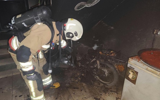 Hatay Arsuz'da motosiklet yangını sonrası 2'si çocuk 4 kişi hastaneye kaldırıldı