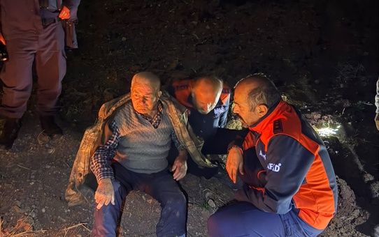 Burdur Yeşilova'da kayıp 89 yaşındaki Alzheimer hastası ekiplerce arazide bulundu
