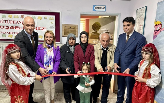 Bilecik Pazaryeri'de arama kurtarma görevlisi Semih Orman adına kütüphane açıldı