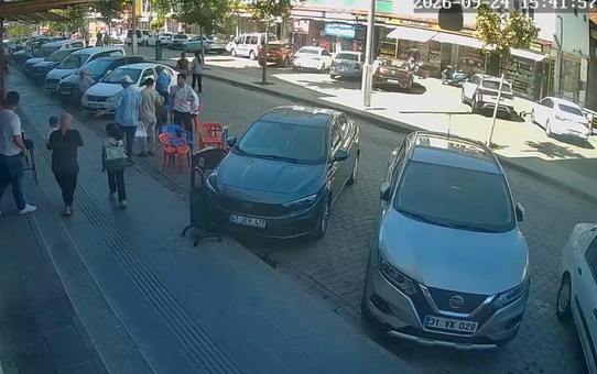 Diyarbakır Valisi Zorluoğlu, deprem sonrası kentte olumsuz durum olmadığını bildirdi