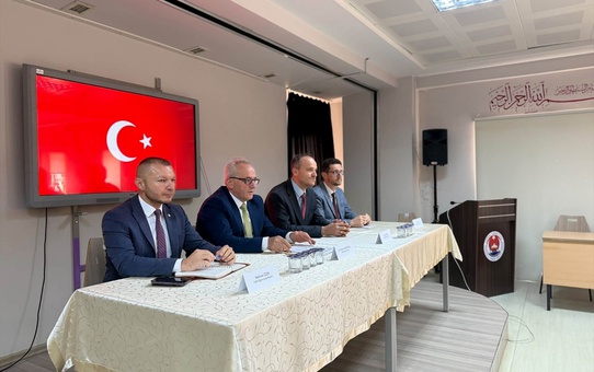 Edirne Milli Eğitim Müdürü Alireisoğlu, Uzunköprü'de 4 okulu ziyaret etti
