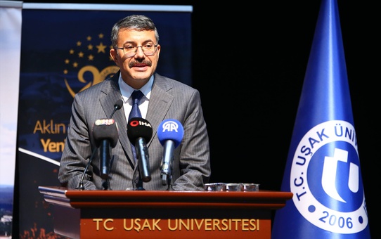 İçişleri Bakan Yardımcısı Çelik, Uşak Üniversitesinde etkinliğe katıldı