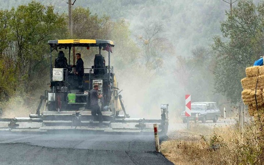 Kütahya Tavşanlı'da Balıköy-Değirmisaz yolunda 4,5 km'lik asfaltlama başlıyor
