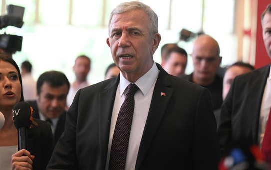 Mansur Yavaş'tan istifa sonrası ilk açıklama! Adaylık sorusuna bakın ne yanıt verdi