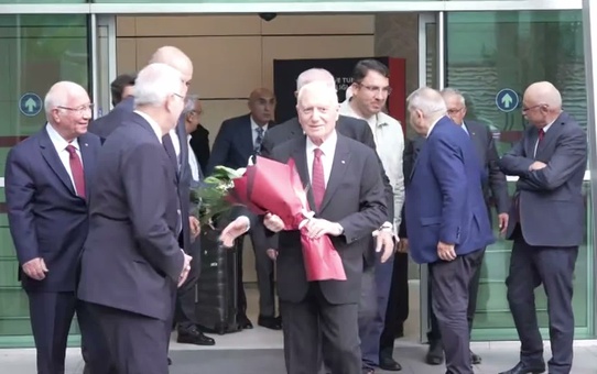 Prof. Dr. Mehmet Haberal'a Sydney'de yeniden Medawar Ödülü verildi