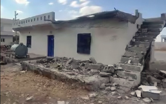 Şanlıurfa'da 5,4 büyüklüğündeki deprem Hilvan'da bir evi kullanılamaz hale getirdi