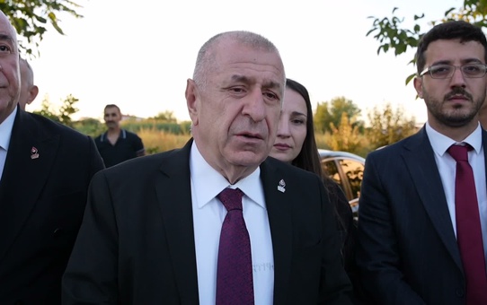 Özdağ, Manisa Turgutlu'da yaralı öğrenciyi ziyaret etti, üç bakanlığa çağrı yaptı