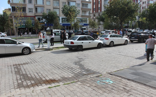 Erol Baysal, Aksaray'da 5. kattaki balkondan düşerek ağır yaralandı