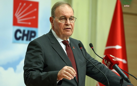 Öztrak, AYM eyleminde intihar eden emekli polis için 'Bıçak kemiği deldi de geçiyor' dedi