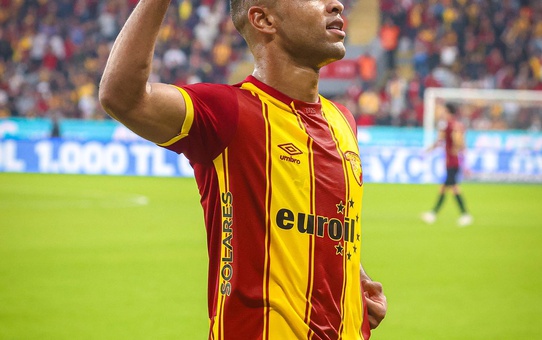 Göztepe 6 maçta 3 puan topladı, Juan Silva 6 maçta 4 kez ağları sarstı
