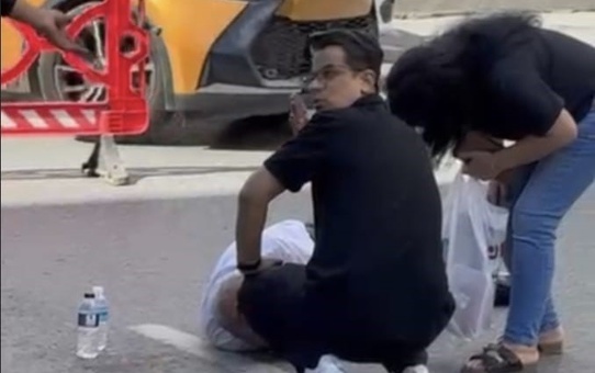 İstanbul Sultangazi'de elektrikli scooter yayaya çarptı, yaralı hastaneye kaldırıldı
