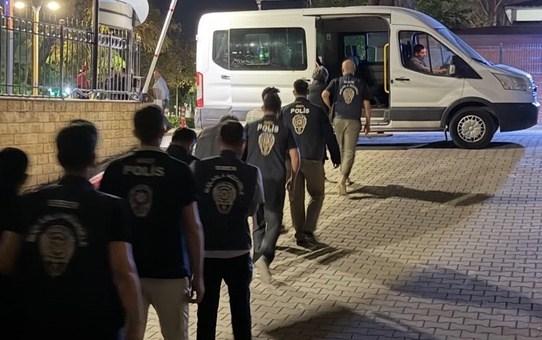 Manisa merkezli 12 ilde dolandırıcılık operasyonunda 21 şüpheliden 16'sı tutuklandı