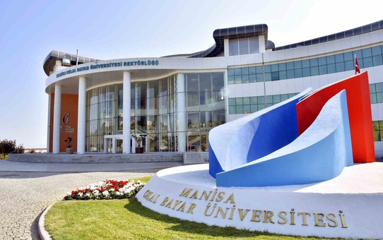 MCBÜ GreenMetric 2026'da dünyada 25, Türkiye'de 3 basamak yükseldi