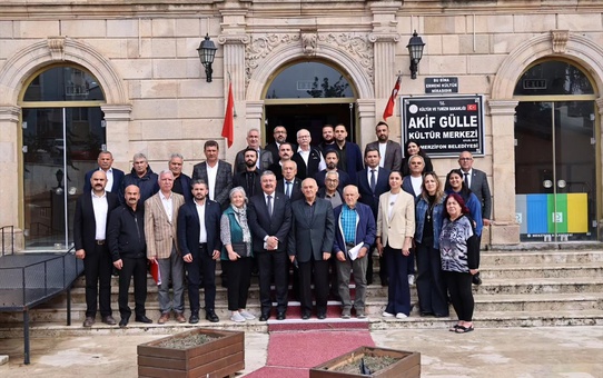Merzifon Kent Konseyi'nde Belediye Başkanı Alp Kargı tek aday olarak yeniden seçildi