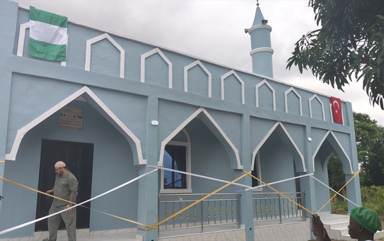 Daru'l Erkam Vakfının Nijerya'da açtığı Hz. Hamza Cami 40'ıncı cami oldu