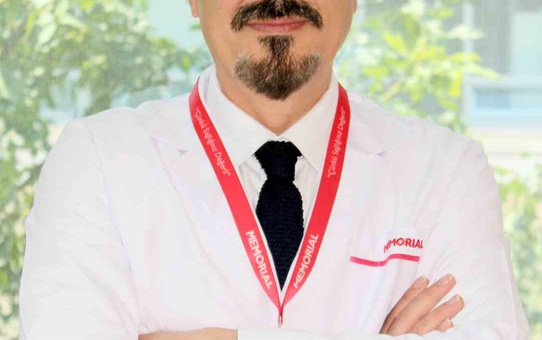 Prof. Dr. Karaaslan, yapay zekanın tek başına teşhis koyamayacağını vurguladı