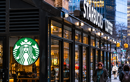 Kahve zinciri Starbucks, Kuzey Amerika'da yaklaşık 250 mağazayı kapatacak