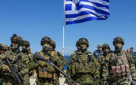 Yunanistan'da seferberlik paniği: 100 bin kişiye aynı mesaj gitti, ülke ayağa kalktı