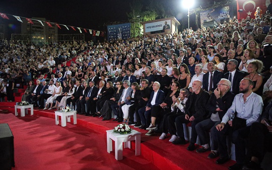 33. Altın Koza Festivali'nde Orhan Kemal Emek Ödülleri Sayman, Koper ve Selen'e verildi