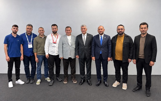 ANKARALI REKLAMCILAR 150 KİŞİLİK HEYETLE SIGN İSTANBUL'DA