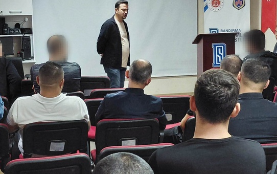 Bandırma İŞKUR uzmanı Erdem yükümlülere iş arama ve istihdam desteklerini anlattı