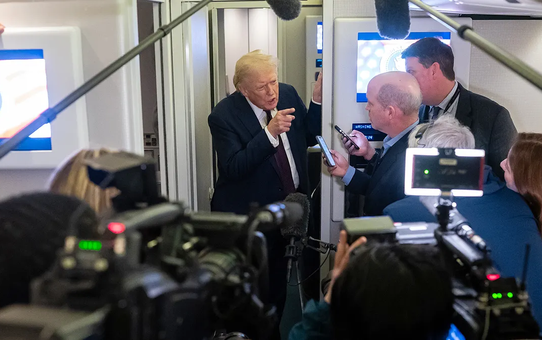 Beyaz Saray, Trump'ın Tennessee ziyareti için CNN yerine Real America's Voice'u seçti