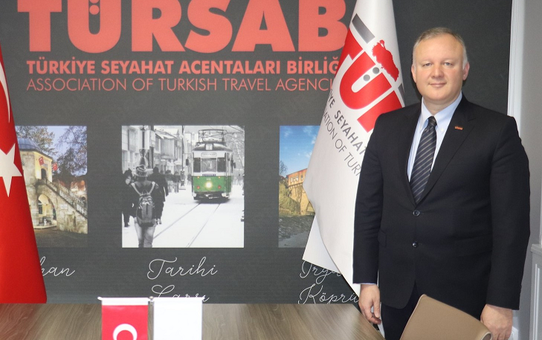 Hasan Eker, 2026 turizminde Mısır ve Körfez'in rekabetine karşı yeni vizyon istedi