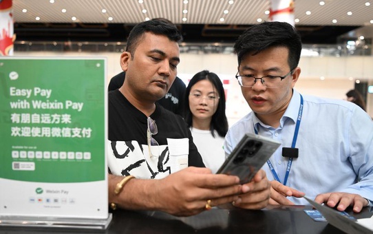 Tencent, TenPayGo ile Shenzhen'de yabancılara otobüs-metroda karekodlu ödeme sundu